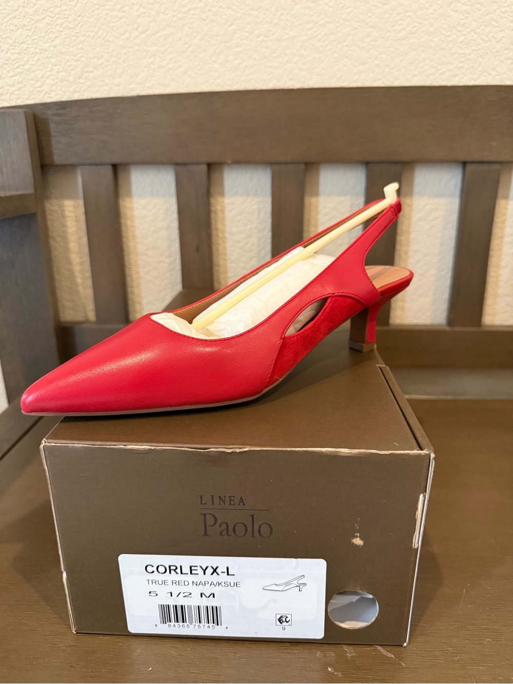 NWT LEATHER & SUEDE  Red Slingback Pointed Kitten Heel Pumps